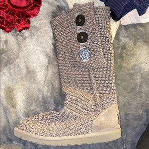 Grey Knit Ugg’s